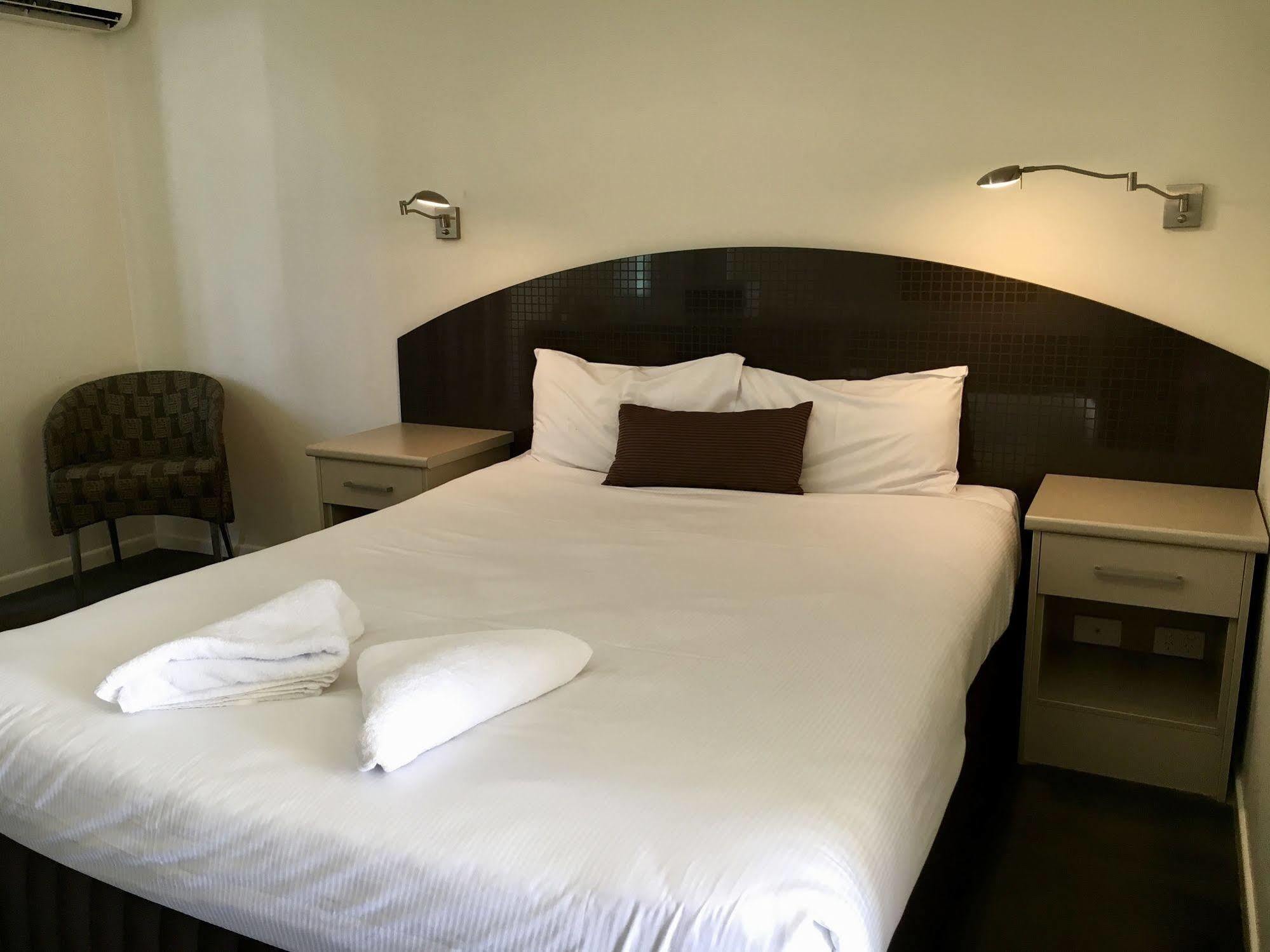 The Waterloo Bay Hotel Брисбен Экстерьер фото